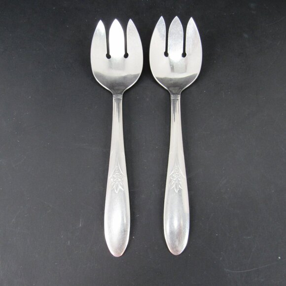 Stainless Serving Forks 5 Petal Flower 3 Leaves and 3 Dots Design Set of 2 - Picture 1 of 7